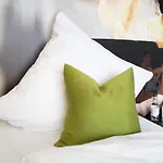 Hotel Ts By Wmm *